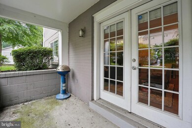 4129 S Four Mile Run Dr unit 201, Arlington, VA 22204 - photo 7