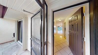 121 Lake Paula Dr, West Palm Beach, FL 33411 - photo 4