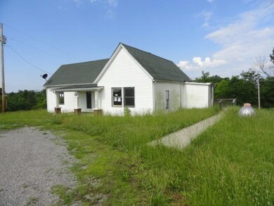 1685 Central Pike, Harrodsburg, KY 40330 - photo 2