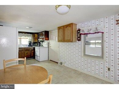 1732 Sawmill Rd, Spring City, PA 19475 - photo 6