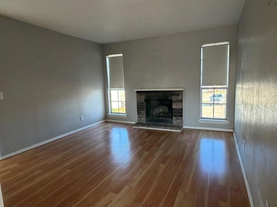 4110 Faith Rd unit Apartment 19, Wichita Falls, TX 76308 - photo 3