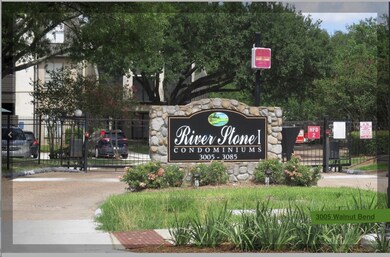 Welcome to: 3005 Walnut Bend Ln - Houston, TX 7704