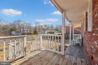 408 Hillsmere Dr, Annapolis, MD 21403 - photo 4