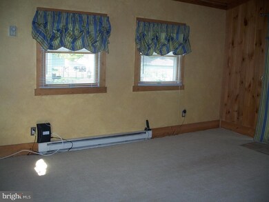 473 Griscom Dr, Woodbury, NJ 08096 - photo 4