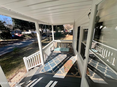 202 Lewis St, Bladenboro, NC 28320 - photo 6