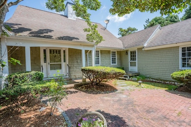 93 Harris Meadow Ln, Barnstable, MA 02630 - photo 2