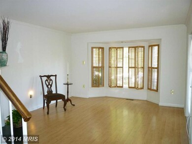 12847 Mill Brook Ct, Woodbridge, VA 22192 - photo 4