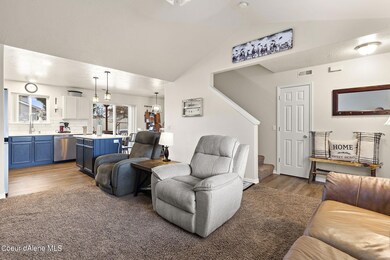 6-web-or-mls-3308-w-thorndale-loop