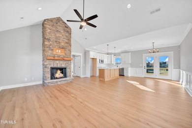 7-web-or-mls-1419 cabot cv-7