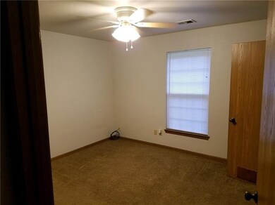 143 N Crest Dr, Raymore, MO 64083 - photo 5