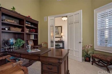 PRIVATE STUDY OFF ENTRY AFFORDS TOTAL PRIVACY 