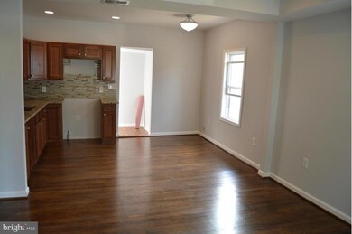 204 44th St NE, Washington, DC 20019 - photo 6