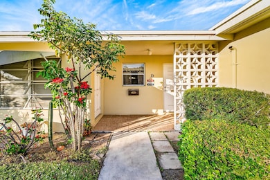 175 High Point Terrace E unit D, Delray Beach, FL 33445 - photo 2