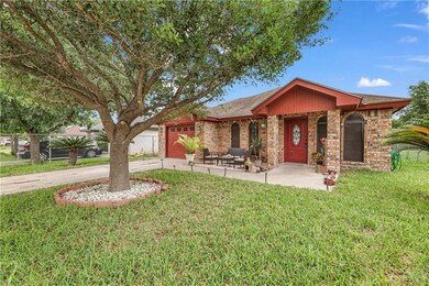 906 Ivy Ave, Donna, TX 78537 - photo 2
