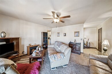 6917 E Marshall St, Tulsa, OK 74115 - photo 6