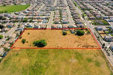 1957 W Woodward Ave, Manteca, CA 95337 - photo 5