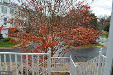 9908 Michael Schar Ct, Vienna, VA 22181 - photo 2