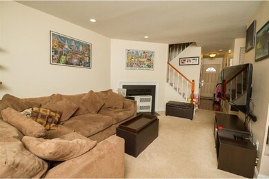 17 Forsythia Ct, Lafayette Hill, PA 19444 - photo 4