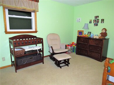 756 Remington Dr, North Tonawanda, NY 14120 - photo 6