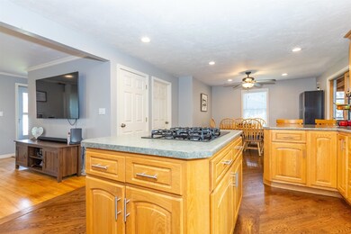 41 Fairview Ave unit 123124, Nashua, NH 03060 - photo 5