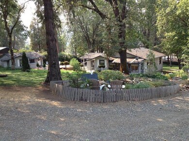 11022 Blackwell Rd, Central Point, OR 97502 - photo 4