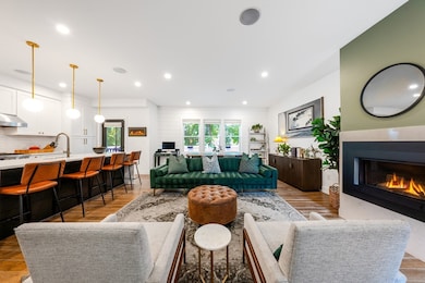 16 Walker St unit 16, Medford, MA 02155 - photo 2