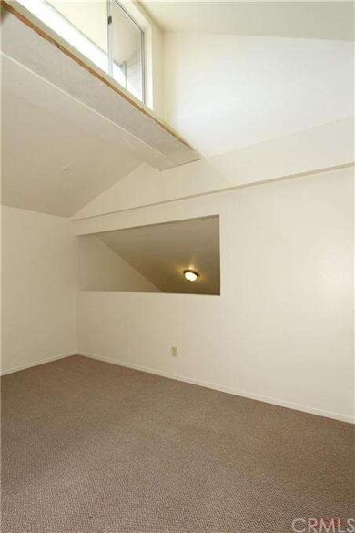 Upstairs loft with windows, lots of light and open