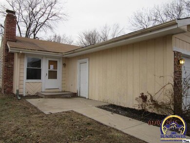 3607 SW Atwood Ave, Topeka, KS 66614 - photo 2