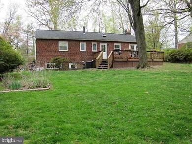 2219 Primrose Dr, Falls Church, VA 22046 - photo 2