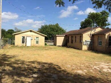 127 W Cherokee Ave, Pharr, TX 78577 - photo 6