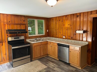 Kitchen.2