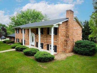 1135 Sharpes Dr, Harrisonburg, VA 22801 - photo 6