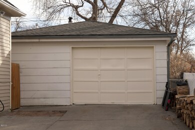 oversized single garage
