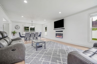 122 4th St, Saint James, NY 11780 - photo 5