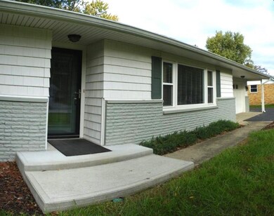 1216 Bluff Rd, Plainfield, IN 46168 - photo 4