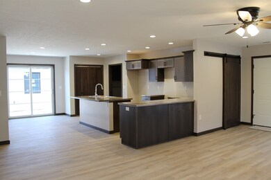 3218 W 3rd St, Spencer, IA 51301 - photo 3