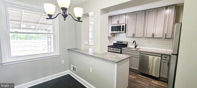 1016 Middlesex Rd, Essex, MD 21221 - photo 6