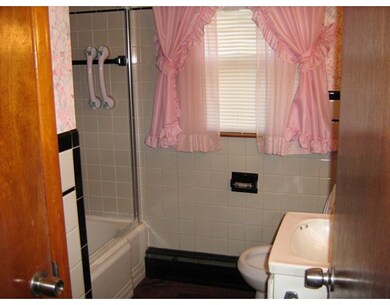 66 Jensen Cir, West Springfield, MA 01089 - photo 3