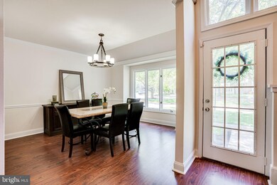 10052 Beacon Pond Ln, Burke, VA 22015 - photo 7