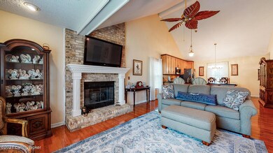 3605 Stacy Ct Louisville KY 40214 (6 of