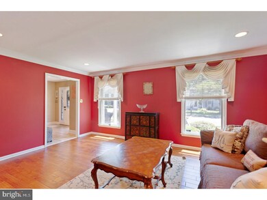 626 Highpointe Cir, Langhorne, PA 19047 - photo 2