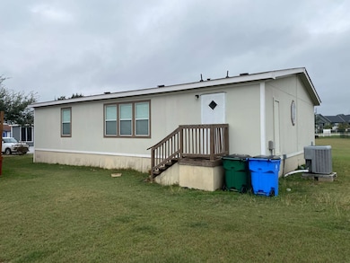 7601 Daffan Ln unit 120, Austin, TX 78724 - photo 2