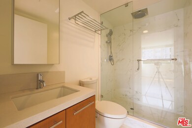 10366 Wilshire Blvd unit 201, Los Angeles, CA 90024 - photo 5