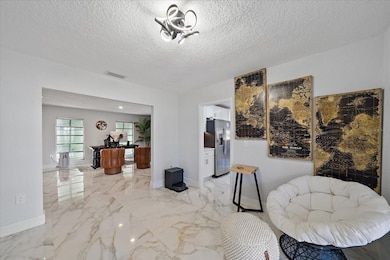 2827 Hardee Dr, Sarasota, FL 34231 - photo 6