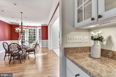 11766 Chapel Estates Dr, Clarksville, MD 21029 - photo 6