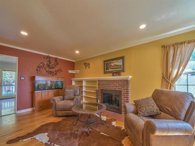 851 Capistrano Dr, Salinas, CA 93901 - photo 4