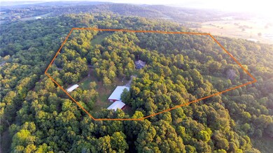 10643 Salem Cemetery Rd, Fayetteville, AR 72701 - photo 2