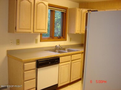 6151 E Paige Cir unit 14, Wasilla, AK 99654 - photo 3