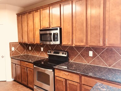 10606 Clover Canyon, Helotes, TX 78023 - photo 4