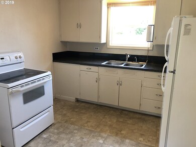 342 SE Sheridan Rd, Sheridan, OR 97378 - photo 7